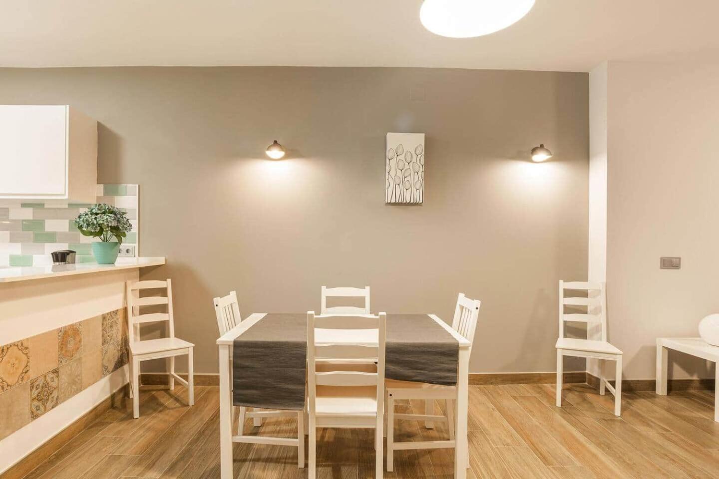La Pimentera Central Apartments - Con Patio Privado マルベーリャ エクステリア 写真