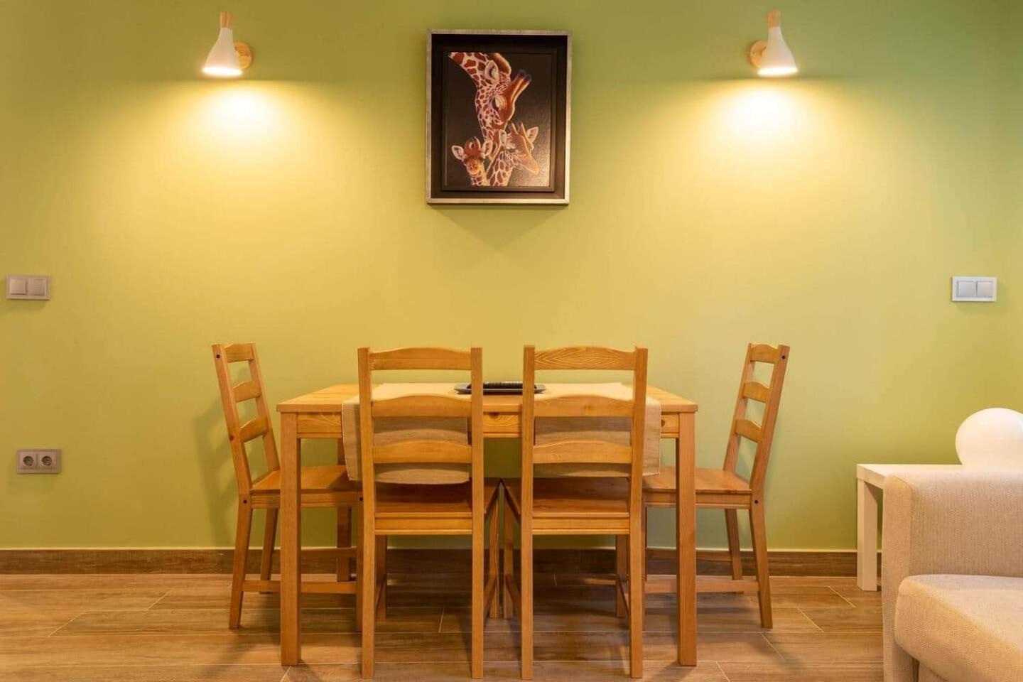 La Pimentera Central Apartments - Con Patio Privado マルベーリャ エクステリア 写真