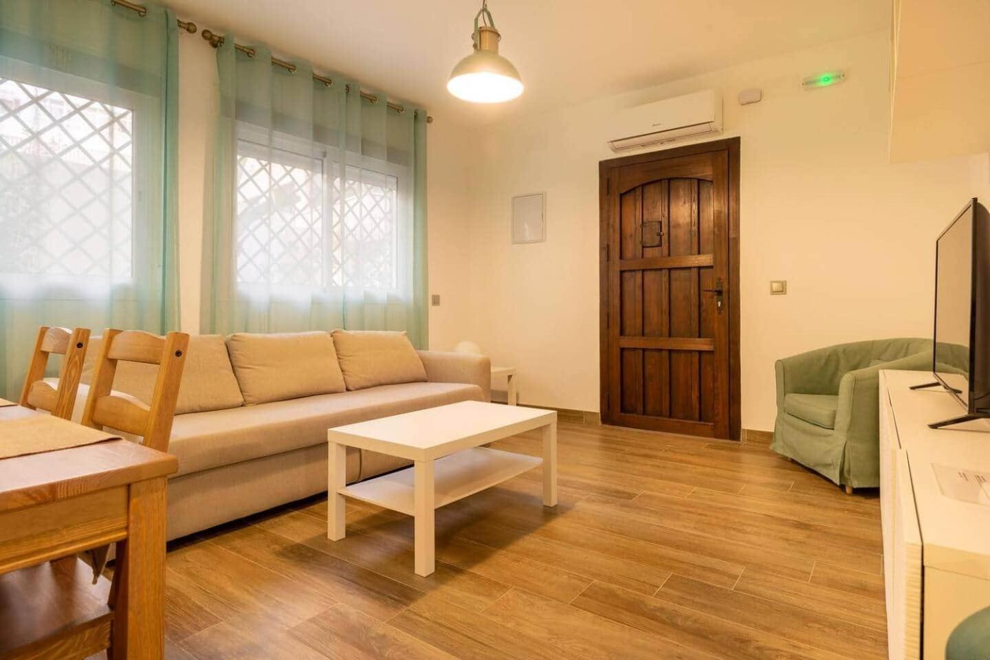 La Pimentera Central Apartments - Con Patio Privado マルベーリャ エクステリア 写真