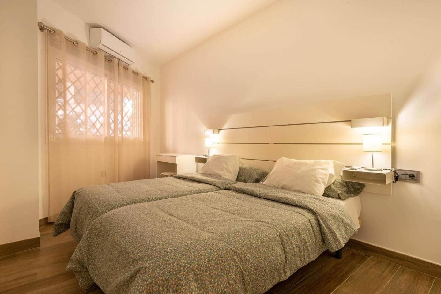 La Pimentera Central Apartments - Con Patio Privado マルベーリャ エクステリア 写真