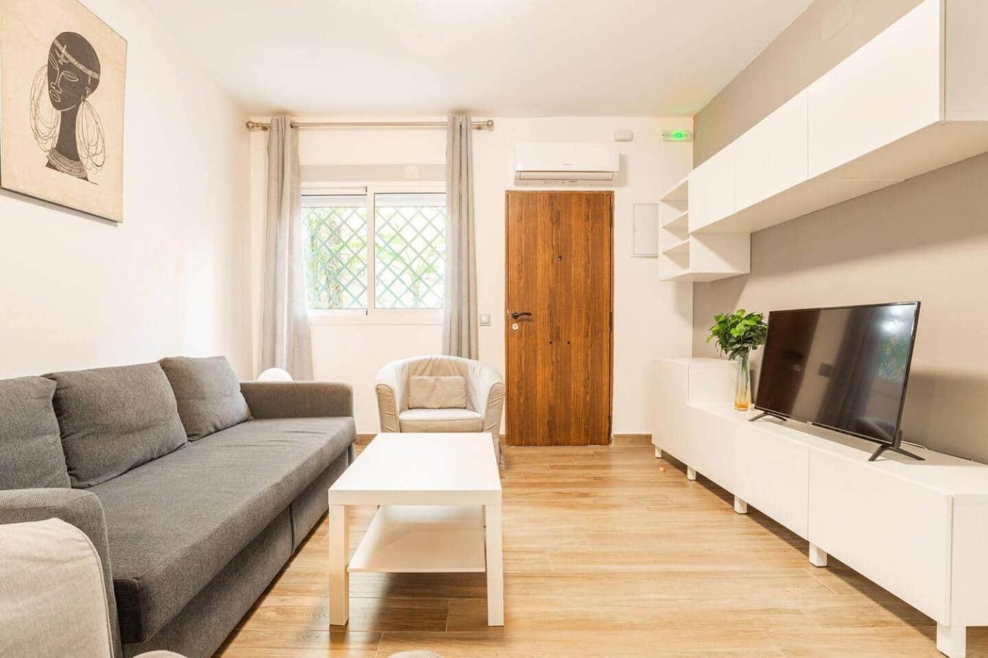 La Pimentera Central Apartments - Con Patio Privado マルベーリャ エクステリア 写真